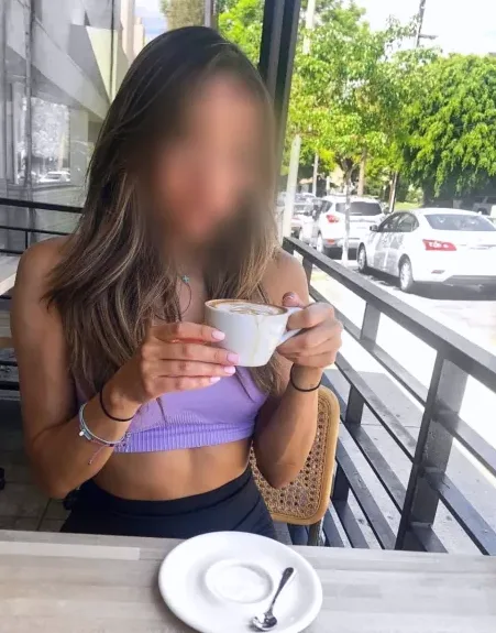 Loredana, 32 anni